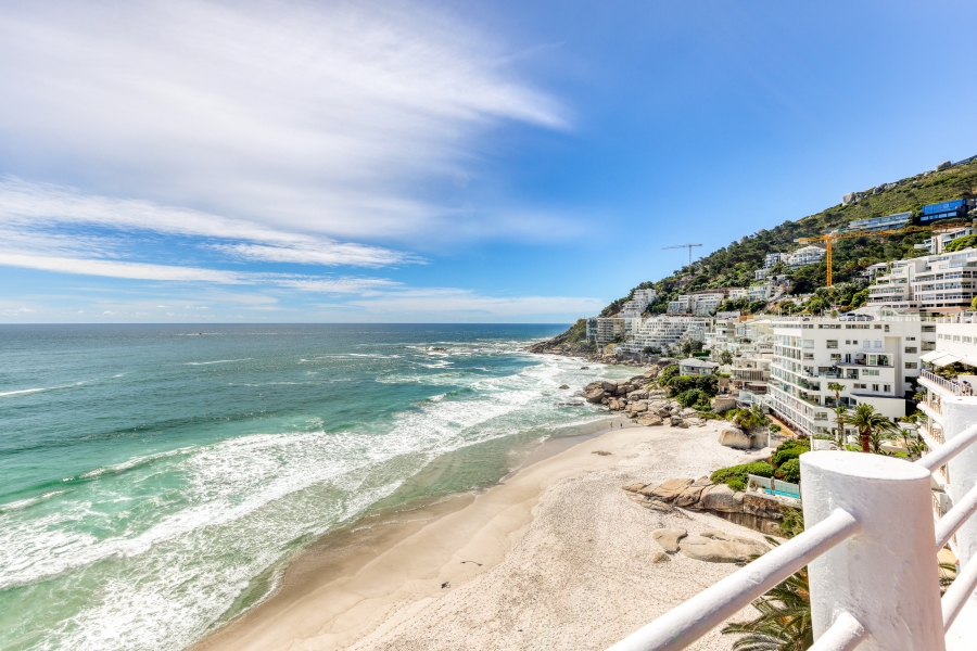 2 Bedroom Property for Sale in Clifton Western Cape